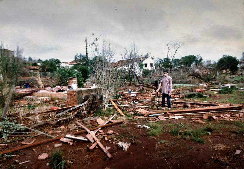 Uma triste Lembrança aos Novalaranjeirenses, 13 de junho de 2018 completa 21 anos do vendaval com ventos de até 120 km\h, que provocaram a morte de três pessoas, deixando 76 feridos e a cidade praticamente destruída.